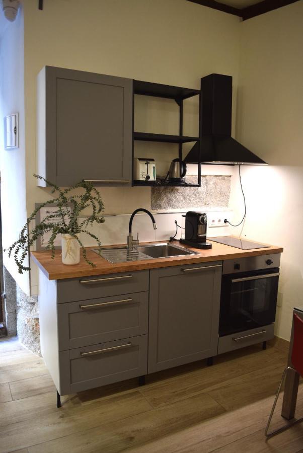 Opera Suites Fidelio , Cozy Studio In The Very Center Of Madrid Buitenkant foto